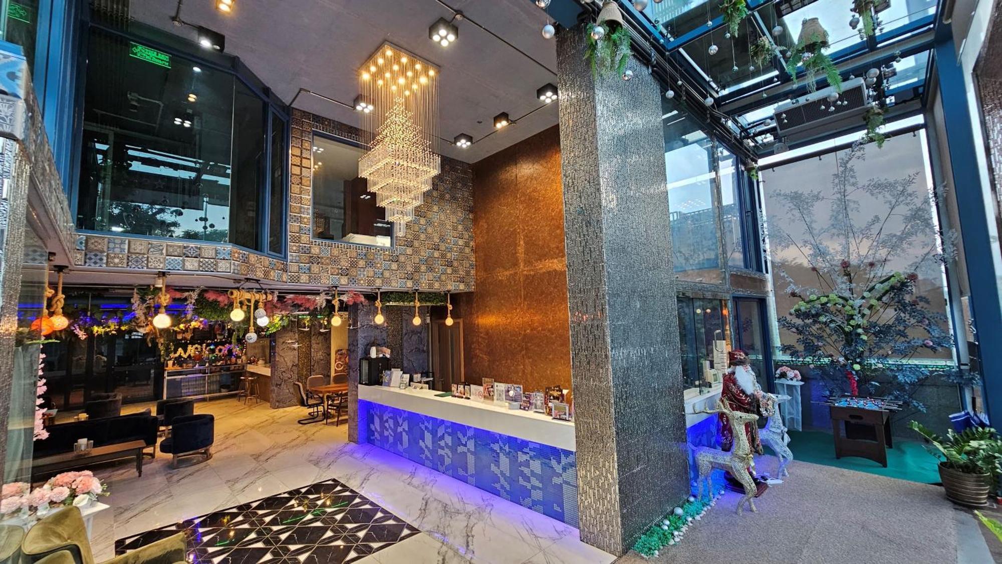 Bluetel Re'Sidence Bangkok Impact - 1 Time Drop-Off Service To Impact Pak Kret Exterior photo